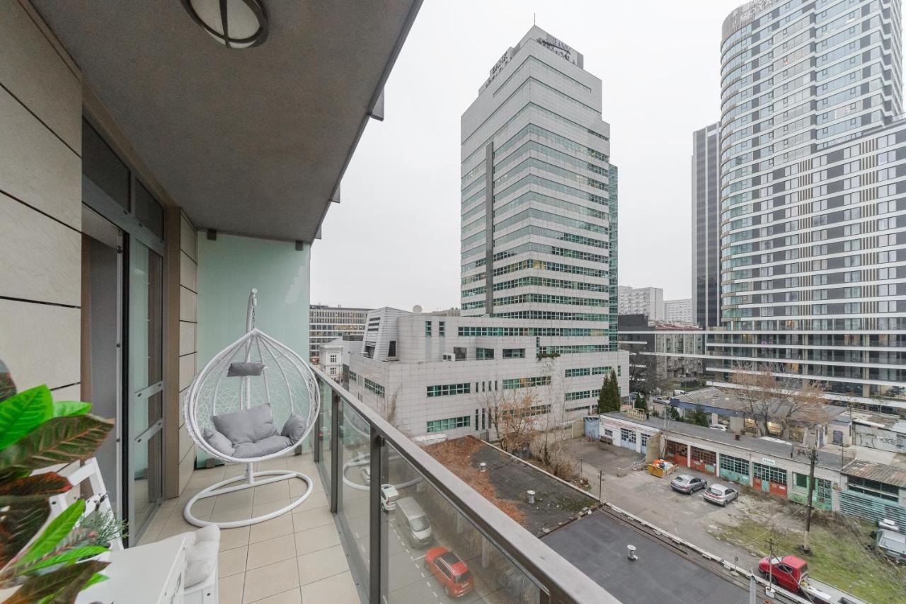 Luxury Apartments In Platinum Tower Варшава Екстериор снимка
