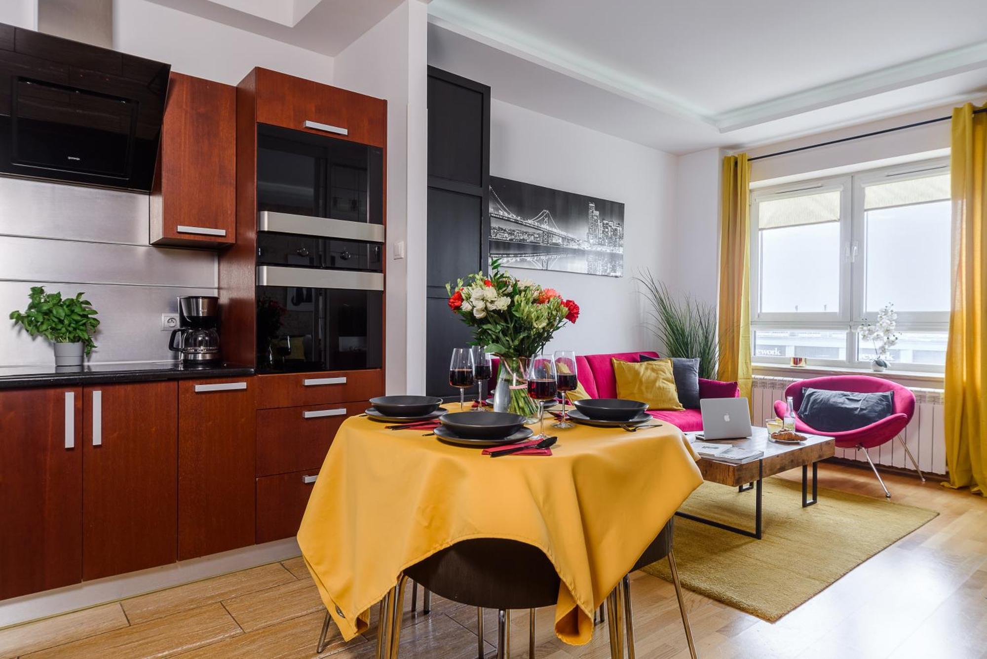 Luxury Apartments In Platinum Tower Варшава Екстериор снимка